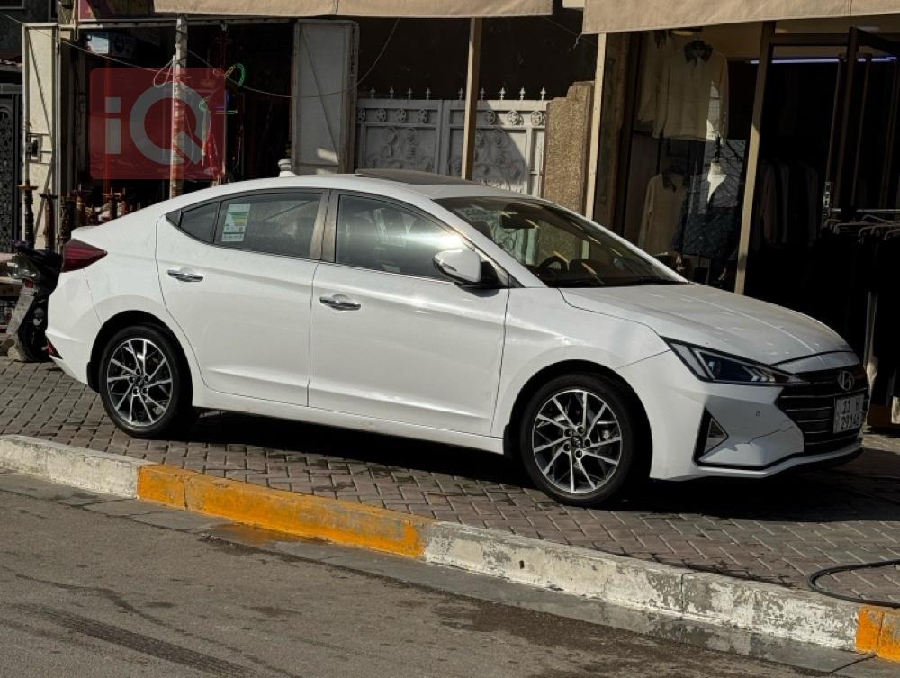 هيونداي النترا
